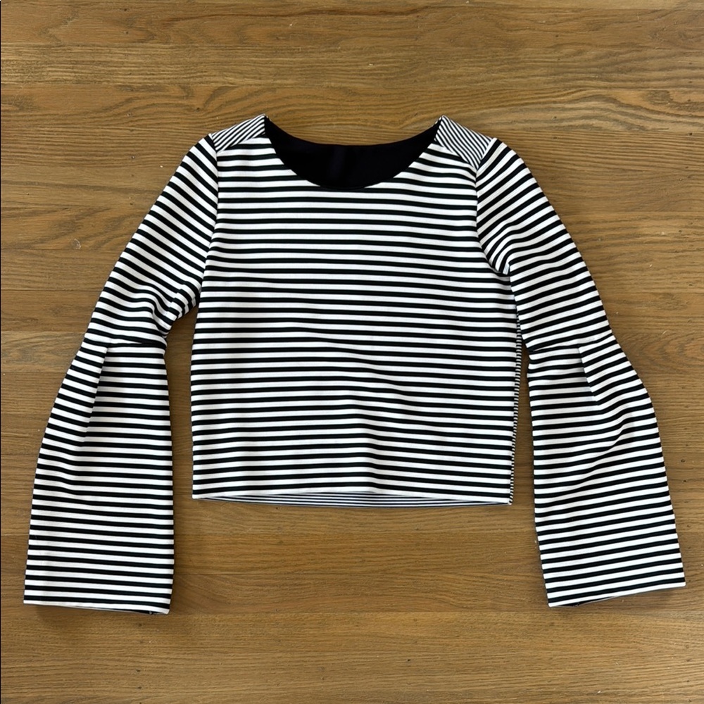 Karen Millen Black and White Fitted Crop Blouse